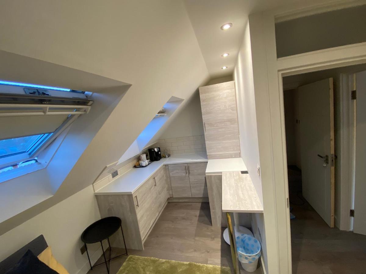Quiet North London - 2 X Double Bedrooms - Close To Station And 20Mins Central London Totteridge Exterior photo