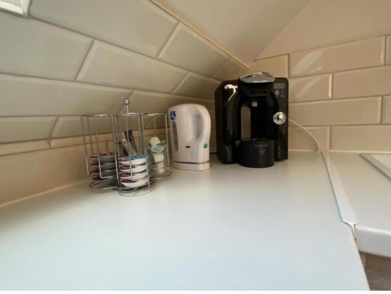 Quiet North London - 2 X Double Bedrooms - Close To Station And 20Mins Central London Totteridge Exterior photo